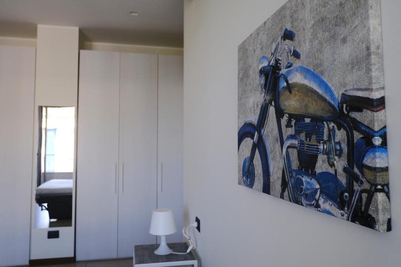 Best Way Rent - Elegante Loft Con Terrazzo Milano Esterno foto