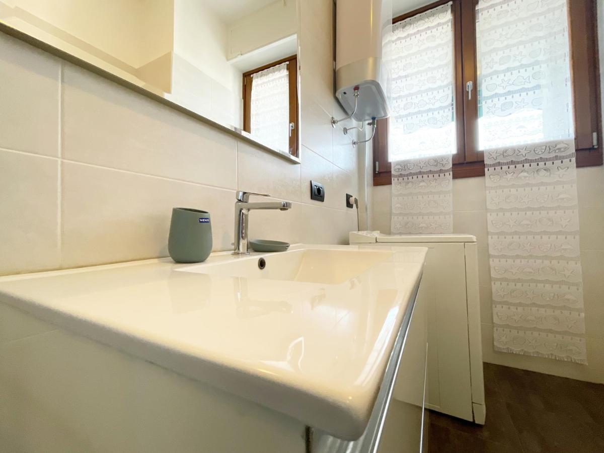 Best Way Rent - Elegante Loft Con Terrazzo Milano Esterno foto