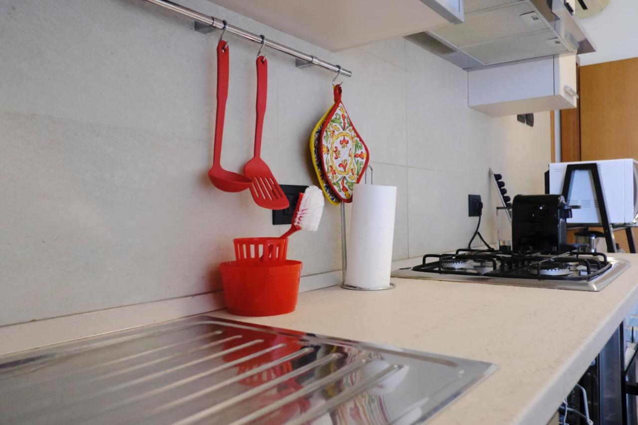Best Way Rent - Elegante Loft Con Terrazzo Milano Esterno foto
